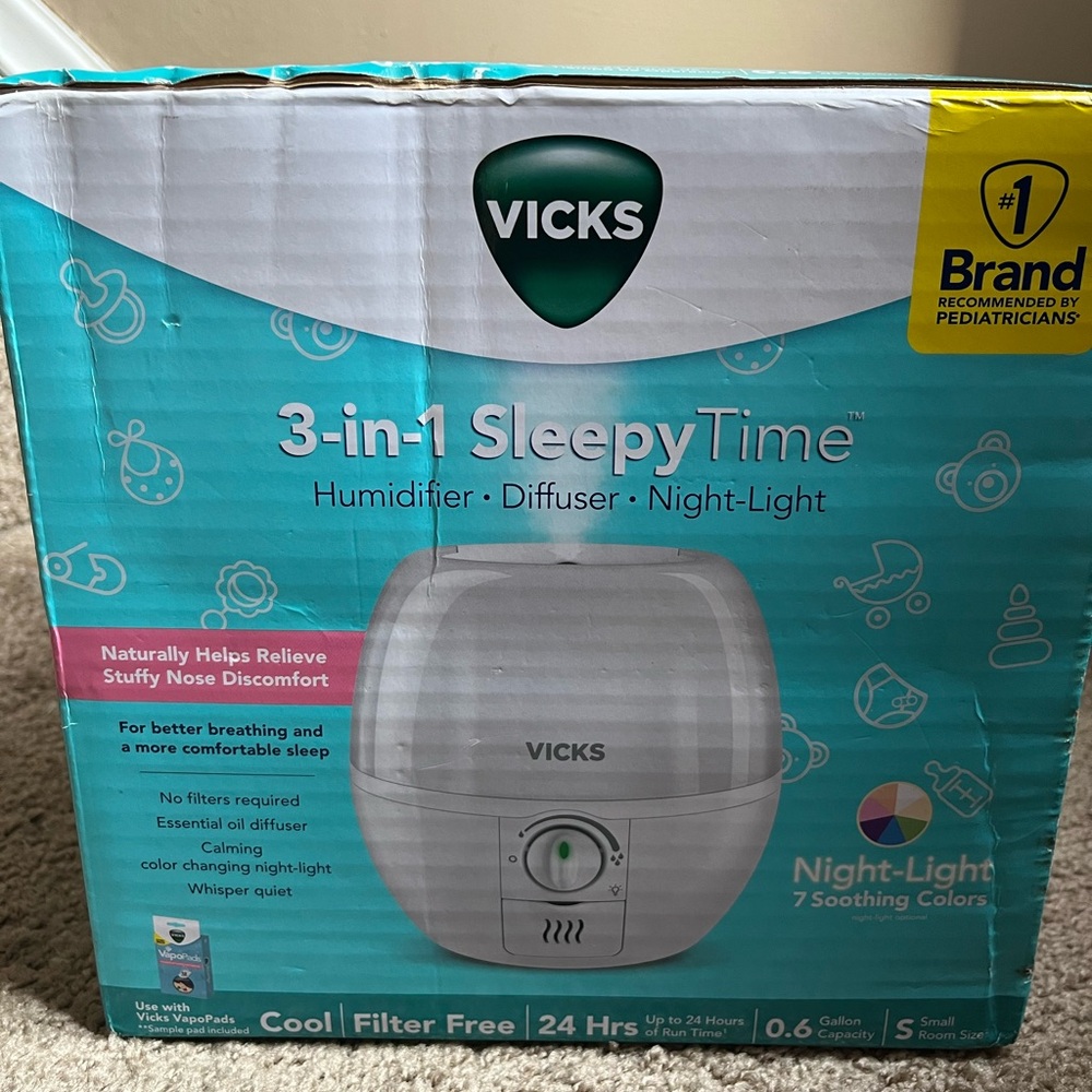 VICKS — Filter-Free 3-in-1 SleepyTime Humidifier/Diffuser